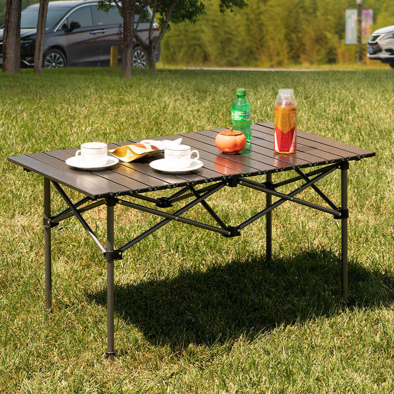 Aluminum folding table on sale and chairs